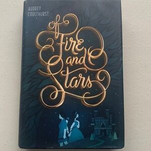 ✨2 for $15✨ Of Fire and Stars Hardcover Book Written by Audrey Coulthurst